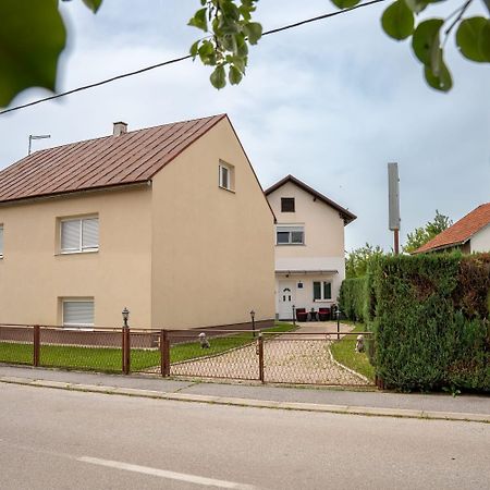 Apartman Mihovil Gospić Esterno foto